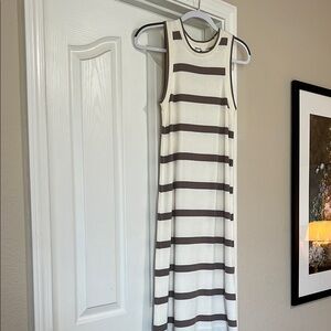 Striped Sleeveless Dress - White and Brown